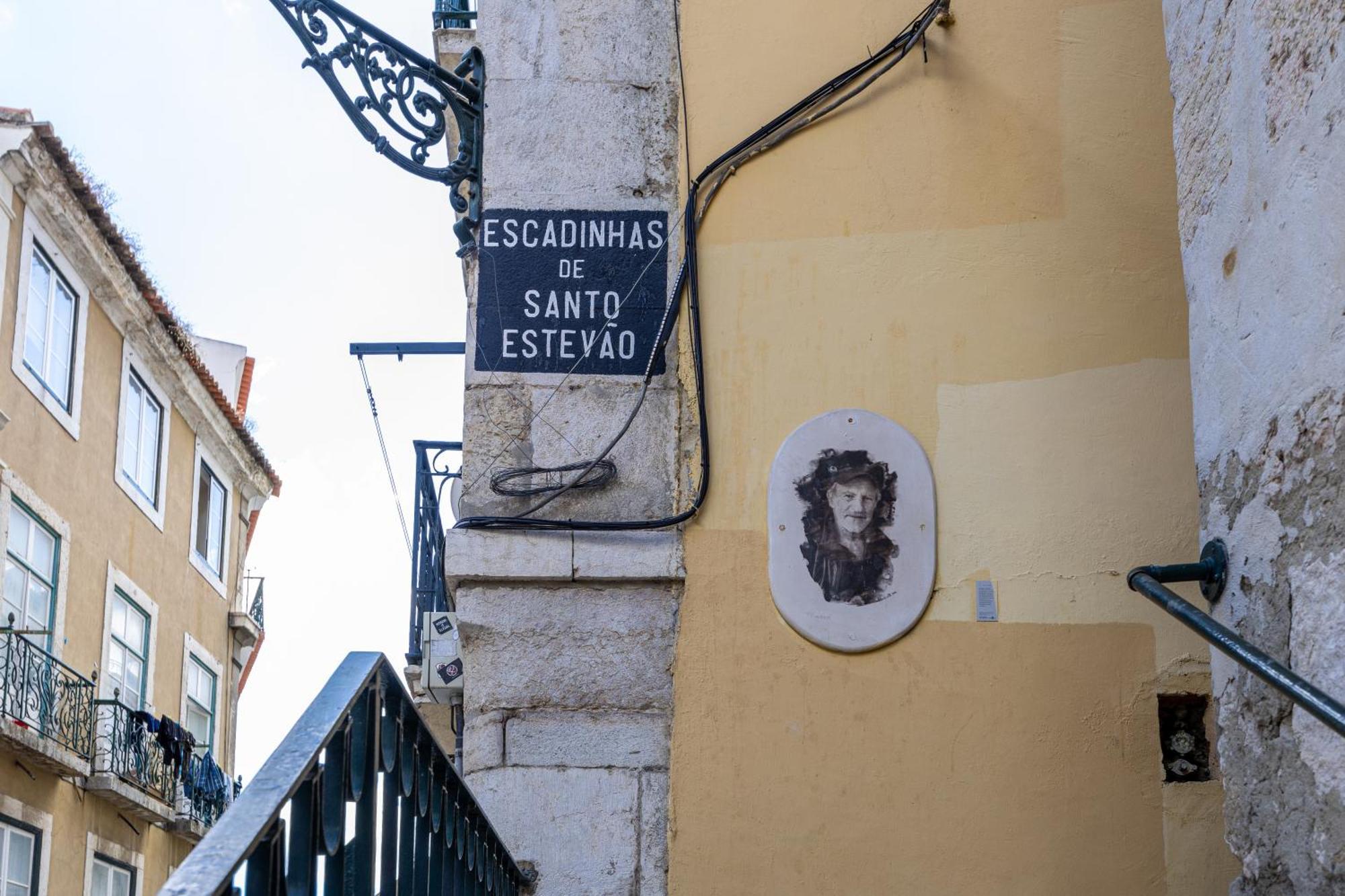 Апартаменты Crooked House Alfama Лиссабон Экстерьер фото